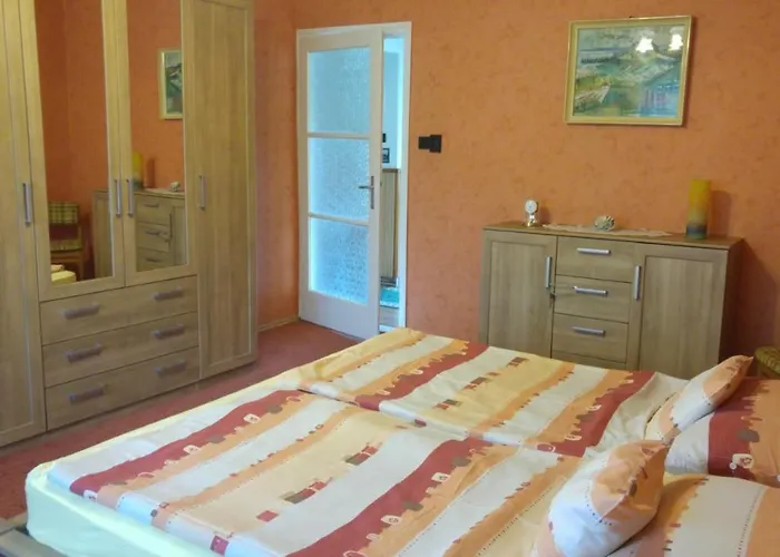 Crystal F Apartamento *