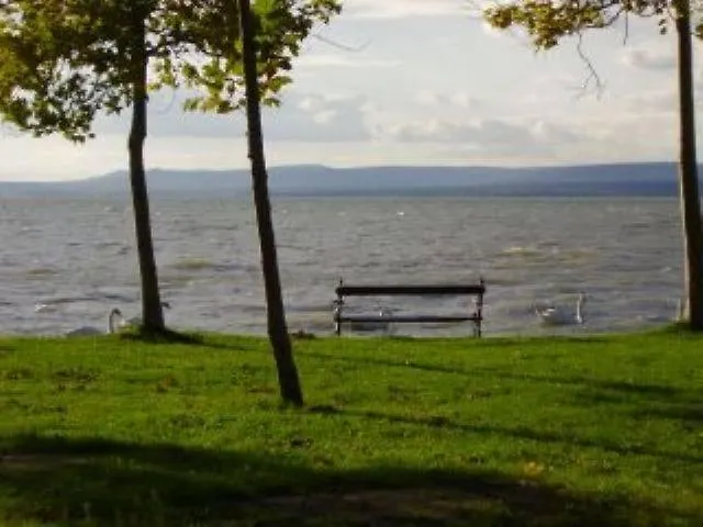 Crystal F Apartamento *